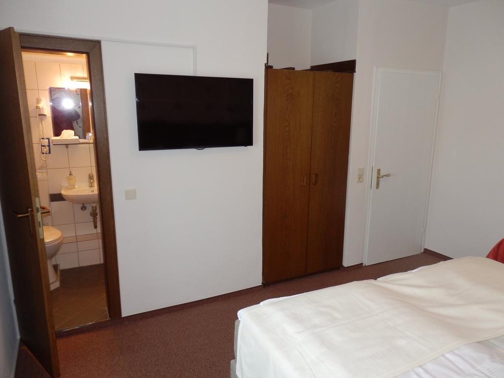 Hotel Rheinischer Hof Bad Breisig Esterno foto