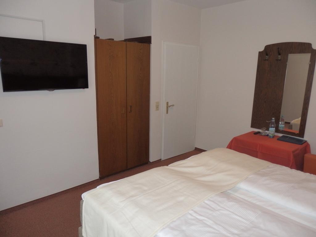 Hotel Rheinischer Hof Bad Breisig Esterno foto